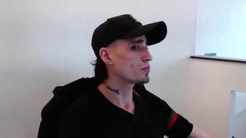 Eros online show from February 25, 10:19 pm