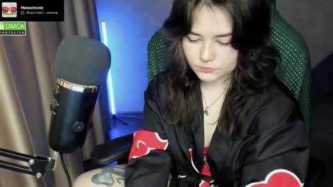 Red online show from March 23, 8:02 pm