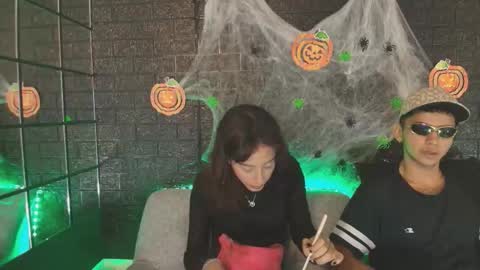 H E L L   AND  D A N T E online show from October 21, 11:49 pm