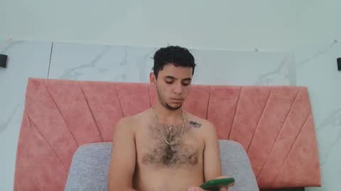 H E L L   AND  D A N T E online show from December 3, 9:46 pm