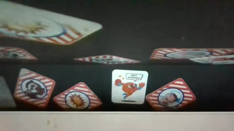 Snapshot of hellboy29ts chatting on July 4, 3:24 am Roxanne online show from July 4, 3:24 am