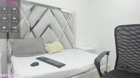 Hellen  online show from January 31, 11:35 am