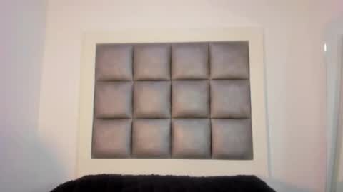 hellen__smith_ online show from September 20, 12:50 pm