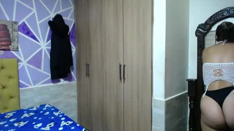 hellen maya online show from May 23, 6:34 pm