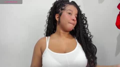 Snapshot of hellen_scot_ chatting on June 27, 4:06 am hellen_scot_ online show from June 27, 4:06 am
