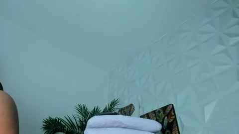 hellen     online show from November 14, 7:23 pm