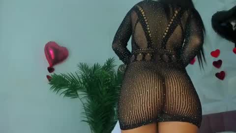 hellen     online show from April 10, 7:29 pm