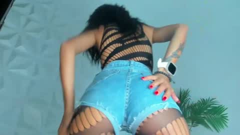 Snapshot of hellen_sky_ chatting on May 29, 7:34 pm hellen online show from May 29, 7:34 pm