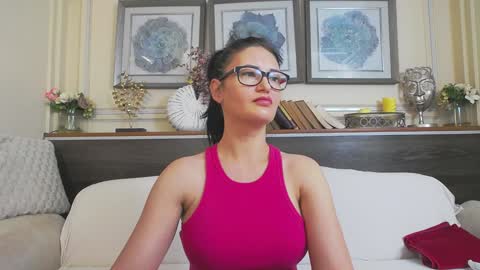 Snapshot of hellendesire chatting on January 16, 4:07 am online show from January 16, 4:07 am