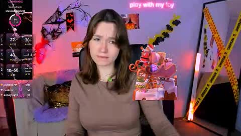 Helli online show from November 3, 8:10 pm