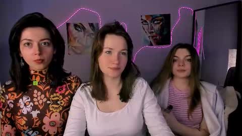 Helli online show from February 6, 8:56 pm