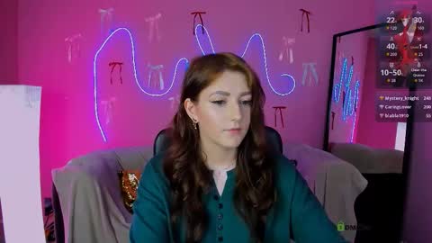 Helli online show from March 15, 8:15 pm