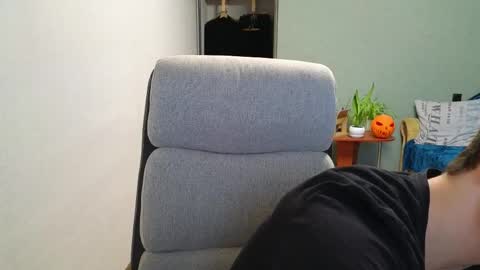 Remy online show from November 23, 1:33 pm