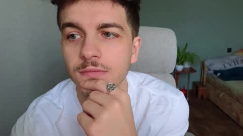 Remy online show from December 5, 11:19 am