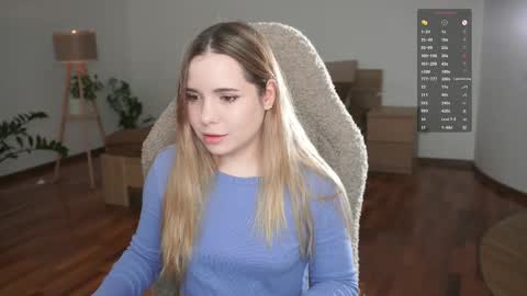 Snapshot of hello_taya chatting on September 24, 6:11 pm Taya online show from September 24, 6:11 pm