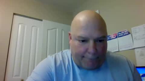 Snapshot of helloforfun111 chatting on April 19, 4:17 pm helloforfun111 online show from April 19, 4:17 pm
