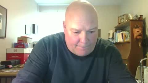 Snapshot of helloforfun111 chatting on May 2, 12:32 pm helloforfun111 online show from May 2, 12:32 pm