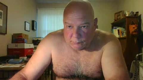 helloforfun111 online show from July 18, 10:30 am