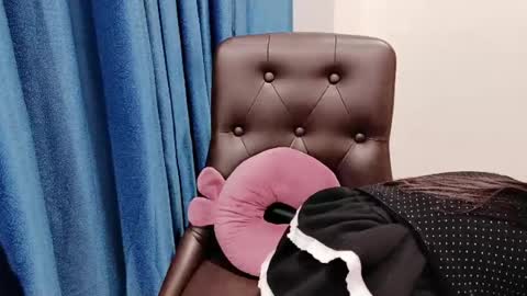 Snapshot of hellokitty_sexy chatting on June 17, 1:19 am hellokitty_sexy online show from June 17, 1:19 am