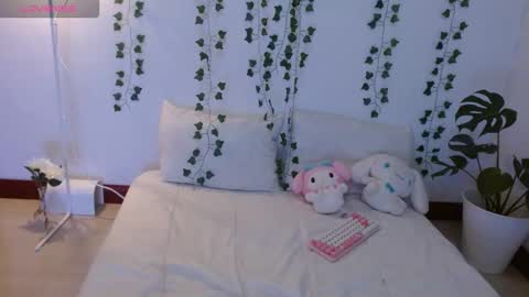 hellokitty_valery1 online show from March 10, 10:48 pm