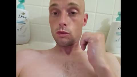 helloladysandgents online show from April 10, 5:23 am