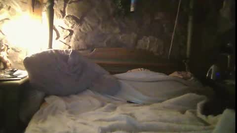 Snapshot of hellsbanger chatting on March 5, 9:59 pm hellsbanger online show from March 5, 9:59 pm