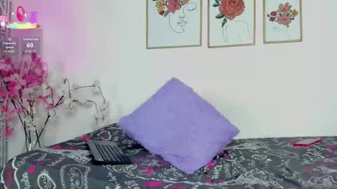 Snapshot of hellzel_moon chatting on September 20, 7:04 pm Hellzel online show from September 20, 7:04 pm