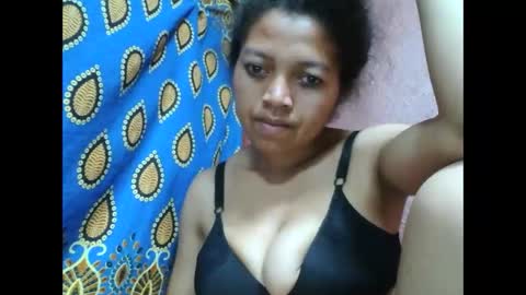 henitsaldy online show from October 11, 7:23 pm