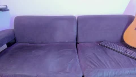 henrik_senn online show from March 28, 11:59 pm