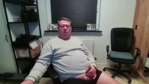 henrikrp1971 online show from February 18, 10:06 pm