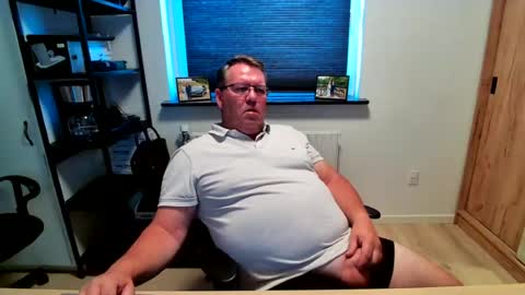 Snapshot of henrikrp1971 chatting on July 16, 11:05 am henrikrp1971 online show from July 16, 11:05 am