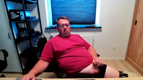 Snapshot of henrikrp1971 chatting on July 20, 10:18 am henrikrp1971 online show from July 20, 10:18 am