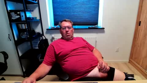 Snapshot of henrikrp1971 chatting on July 20, 10:39 am henrikrp1971 online show from July 20, 10:39 am
