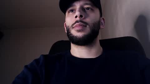 HenryAxe online show from November 22, 1:43 pm