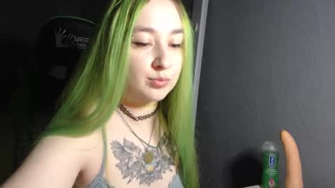 Hentaishiing online show from December 1, 7:25 pm