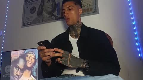 Henzeld online show from April 14, 8:15 pm