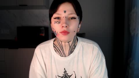 Snapshot of herbal_helpmepls chatting on January 15, 1:09 pm dirty Diana online show from January 15, 1:09 pm