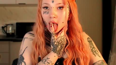 Snapshot of herbal_helpmepls chatting on January 29, 12:01 am dirty Diana online show from January 29, 12:01 am