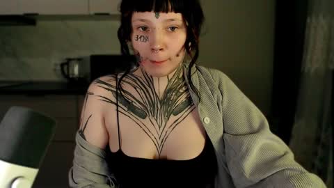 Snapshot of herbal_helpmepls chatting on February 1, 1:55 am dirty Diana online show from February 1, 1:55 am