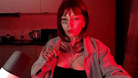 Snapshot of herbal_helpmepls chatting on February 9, 1:44 am dirty Diana online show from February 9, 1:44 am