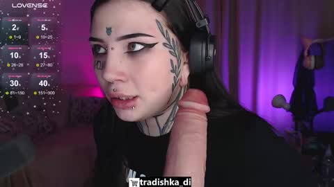 Snapshot of herbal_helpmepls chatting on November 21, 7:23 pm dirty Diana online show from November 21, 7:23 pm