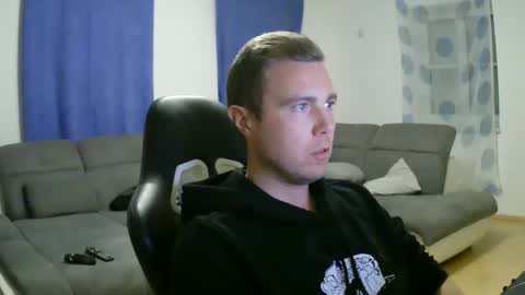 John Pearl online show from March 9, 8:31 pm