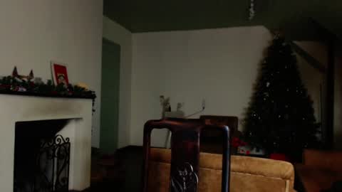 Snapshot of hercules__ chatting on February 1, 1:41 pm Gregblonde Alextattoo online show from February 1, 1:41 pm