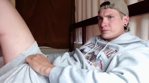 Snapshot of hercules__ chatting on February 2, 11:53 pm Gregblonde Alextattoo online show from February 2, 11:53 pm