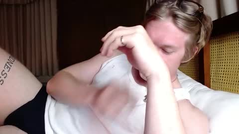 Snapshot of hercules__ chatting on February 18, 2:27 pm Gregblonde Alextattoo online show from February 18, 2:27 pm