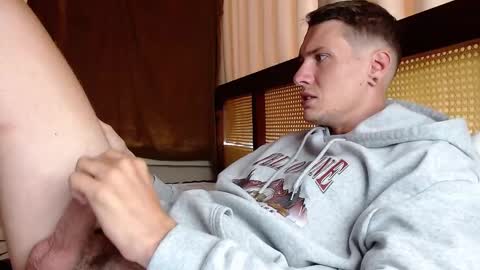 Snapshot of hercules__ chatting on February 20, 12:52 am Gregblonde Alextattoo online show from February 20, 12:52 am