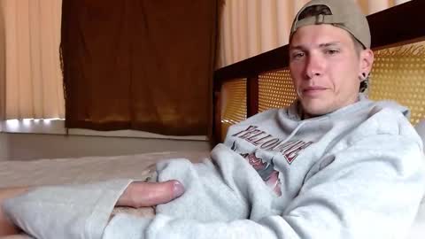 Snapshot of hercules__ chatting on March 3, 1:10 am Gregblonde Alextattoo online show from March 3, 1:10 am