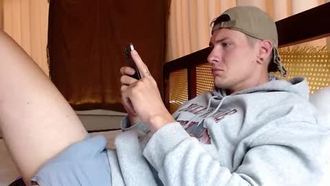 Snapshot of hercules__ chatting on March 4, 1:12 am Gregblonde Alextattoo online show from March 4, 1:12 am