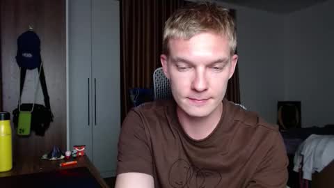 Snapshot of hercules__ chatting on September 14, 2:49 pm Gregblonde Alextattoo online show from September 14, 2:49 pm