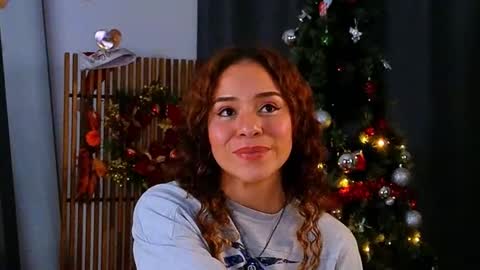 hercyqueen online show from December 3, 3:03 am